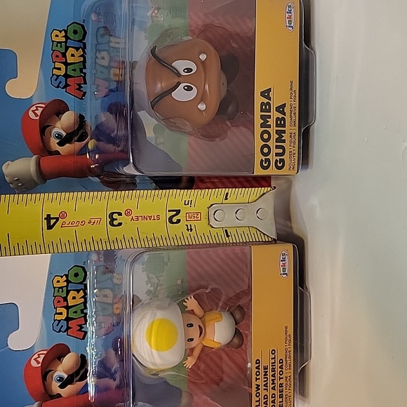 NEW Jakks Pacific Super Mario 2.5" YELLOW TOAD & GOOMBA mini figures 3+ - Picture 13 of 14